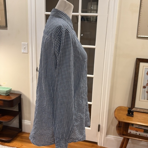 J. McLaughlin Women’s Blue and White Casual Button Down Shirt. Size XS - Picture 5 of 8